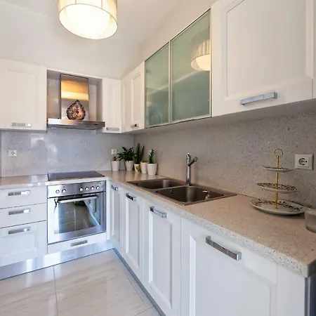 Apartment Luxury Stella *
